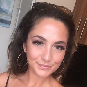 Meet your Posher, Haleigh